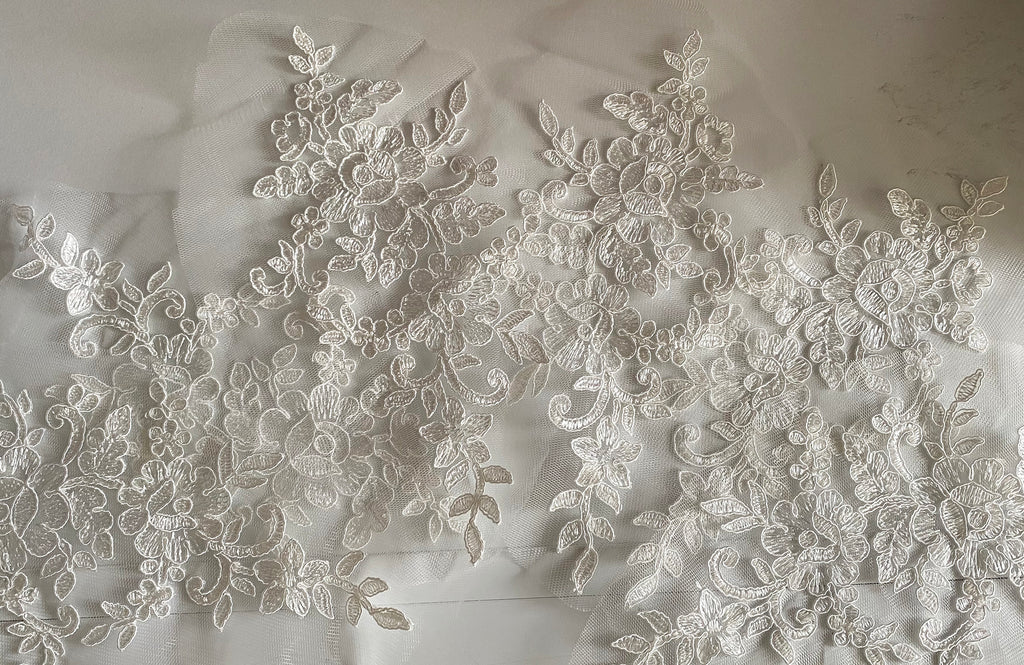 Craftuneed Bundle 6pcs Bridal Ivory Floral Lace Applique Sew On Embroidered Tulle Lace Motif Patch