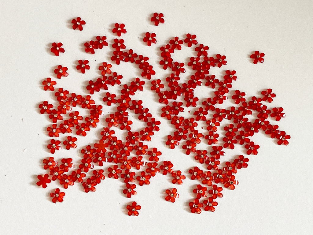 Bundle 139pcs Mini Acrylic Flower Embellishments Red 5-Petal Blossoms with Rhinestone Center for Crafts, Nail Art, DIY Projects