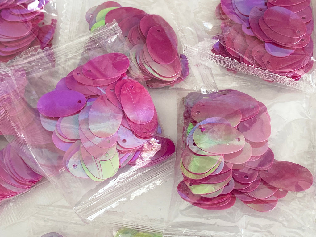 Craftuneed Bundle 1800Pieces Sharp Pink Rainbow Oval Shape Sequins Craft Supplies for DIY Projects Costumes & Embellishments