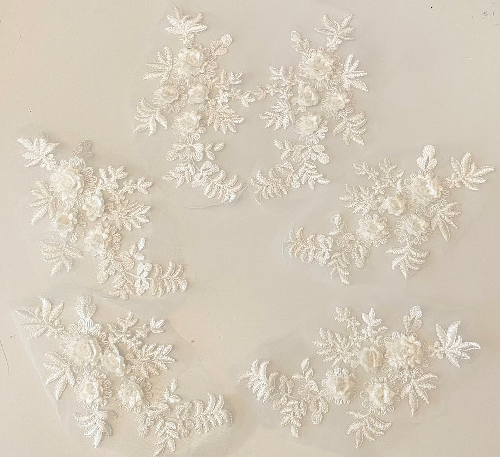 Craftuneed bundle 6pcs off white 3D lace applique sew on double layer floral lace motif