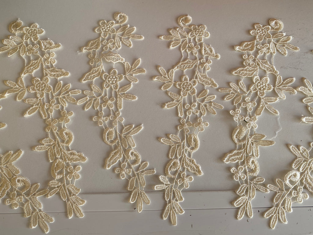 Craftuneed Bundle 6pcs champagne lace applique sew on embroidered floral lace motif patch