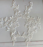 Craftuneed Bundle 4pcs ivory floral lace applique sew on embroidered lace motif patch