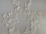 Craftuneed Bundle 4pcs ivory floral lace applique sew on embroidered lace motif patch