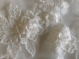 Craftuneed bundle 6pcs Ivory 3D lace applique sew on double layer floral embroidered lace motif patch