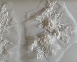 Craftuneed bundle 6pcs Ivory 3D lace applique sew on double layer floral embroidered lace motif patch