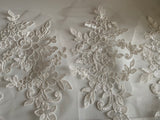 Craftuneed Bundle 6pcs Bridal Ivory Floral Lace Applique Sew On Embroidered Tulle Lace Motif Patch