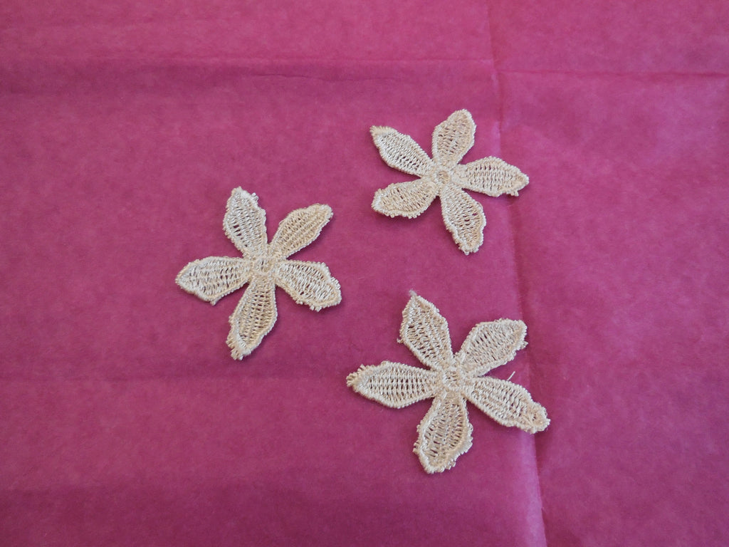 Craftuneed 6 pieces of beige little floral lace applique sew on embroidered flower lace motif patch
