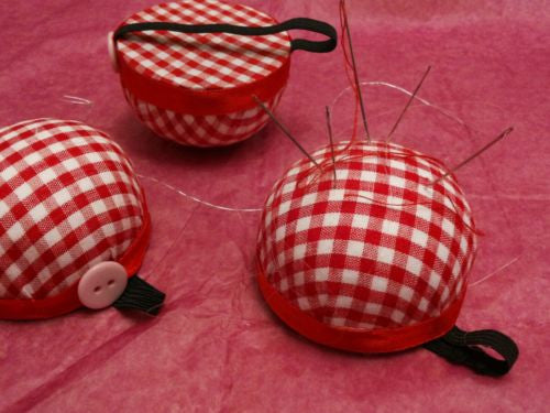 2 Red Sewing needle pin foam cushion + wrist strap 5.8cm