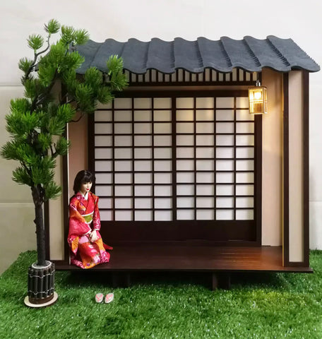Craftuneed 1:6 scale Japanese Dollhouse Diorama Backdrop Handmade Miniature Traditional Shoji Scene with Lantern for Fashion Dolls