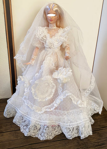 Craftuneed 1:6 Scale Miniature Victorian Style Doll Wedding Dress with Veil and Purse Vintage Ivory Lace Bridal Gown for Fashion Doll