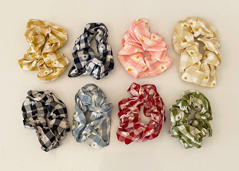 Craftuneed Job lot 8ps fabric floral hair scrunchies Scrunchy Bobbles elastic hair bands