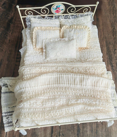 Handmade Vintage Dollhouse Bedding Set Miniature Blanket Pillow 1/12 1/6 1/4 1/3 Scale