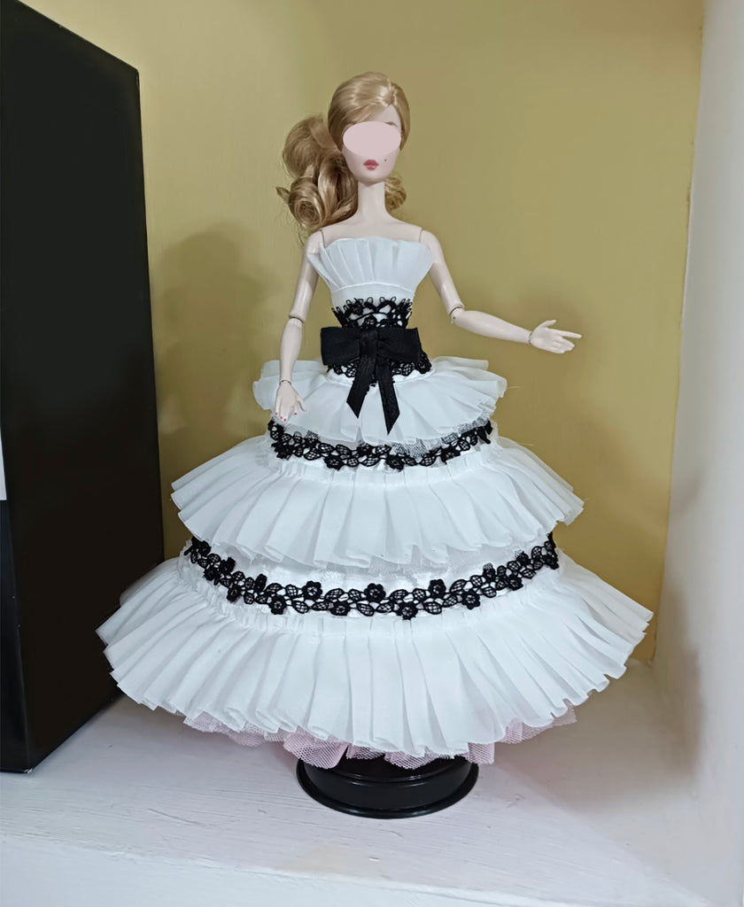Handmade 1:6 Scale Doll Dress Miniature Tiered Tulle Gown For Fashion Dolls