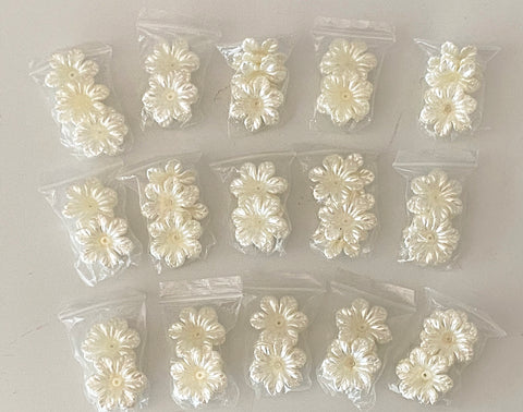 Bundle 75pcs ivory sew on acrylic flower beads sewing floral beads 2.5x2.5cm