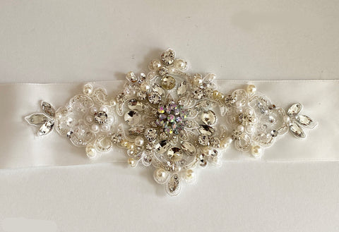 Craftuneed Elegant Ivory Rhinestones Beaded Bridal Sash Belt Faux Crystal Pearl Satin Ribbon Belt Waistband for Wedding Dress
