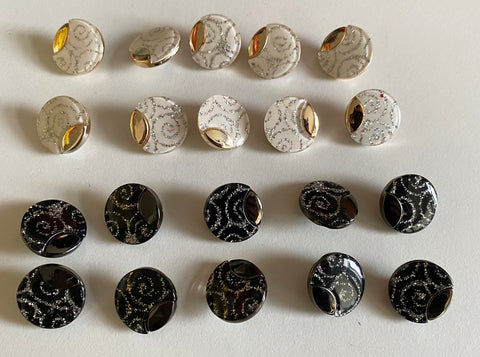 Craftuneed Bundle 20pcs black white sew on shiny silver glitter jacket coat circle shank buttons