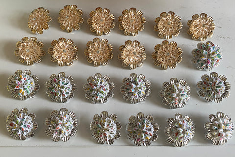 Craftuneed Bundle 24pcs silver Champagne rhinestones faux crystal 3D flower shaped shank buttons