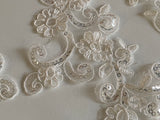 Craftuneed Bundle 5pcs Ivory bridal sequins lace applique sew on embroidered floral tulle lace motif patch