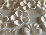 Bundle 20pcs Ivory Fabric Flower Petals Applique | 3D Floral Embellishments | Craft/Wedding