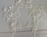 Craftuneed Bundle 4pcs ivory floral lace applique sew on embroidered lace motif patch