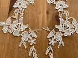 A Pair Ivory Floral Lace Appliques Embroidered Flower Lace Motifs Patch