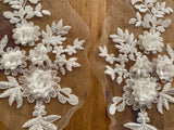 A Pair Ivory 3D Floral Lace Appliques Embroidered Flower Lace Motifs Patch