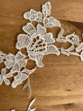 A Pair Ivory Floral Lace Appliques Embroidered Flower Lace Motifs Patch