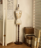 Craftuneed 1:6 Scale Miniature Vintage French Style Wooden Dress Form Mannequin Prop with 2 Interchangeable Bases Doll Furniture