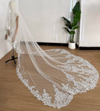 Royal Length Lace Wedding Veil 3.8m Mantilla-Style Cathedral Bridal Veil White