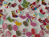 Craftuneed Bundle 91pcs Christmas Boots Radish theme sew on buttons 2 hole flat wood button