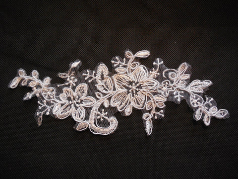 Light ivory bridal cord lace Applique/motif for sale.Sold by piece(s) 20x8cm