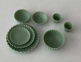 Craftuneed 1:6 miniature dollhouse mini 8pcs plates and bowls kitchen accessory props for doll