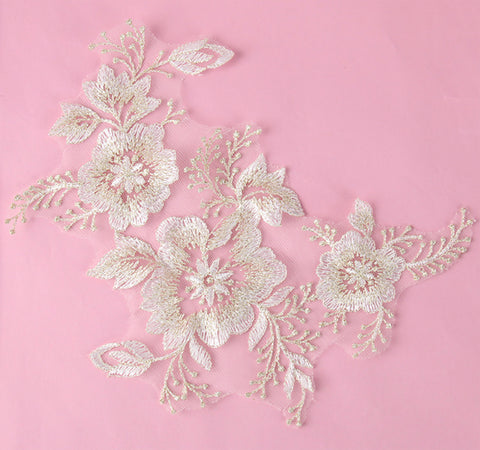 Craftuneed off white with gold threads embroidered lace applique sew on floral tulle lace motif patch