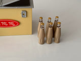 Craftuneed 1:6 miniature dollhouse desktop beverage refrigerator & 12 drinks bottles set doll furniture props