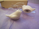 A set of White Birds salt and pepper shakers Wedding Gift Table Decor Each4.7cm