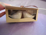 A set of White Birds salt and pepper shakers Wedding Gift Table Decor Each4.7cm